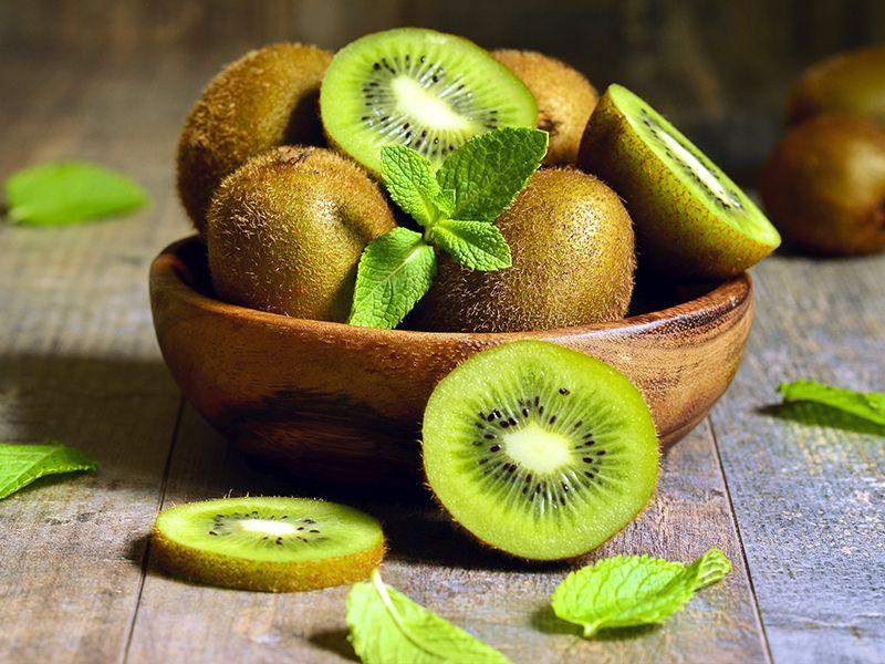 Công dụng tuyệt vời của Quả Kiwi: Giàu Vitamin C, Hỗ trợ Miễn dịch và Tiêu hóa